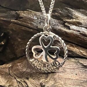 TJH Irish Ireland Silver Necklace Shamrock St Patrick Curb Chain Lucky Clover